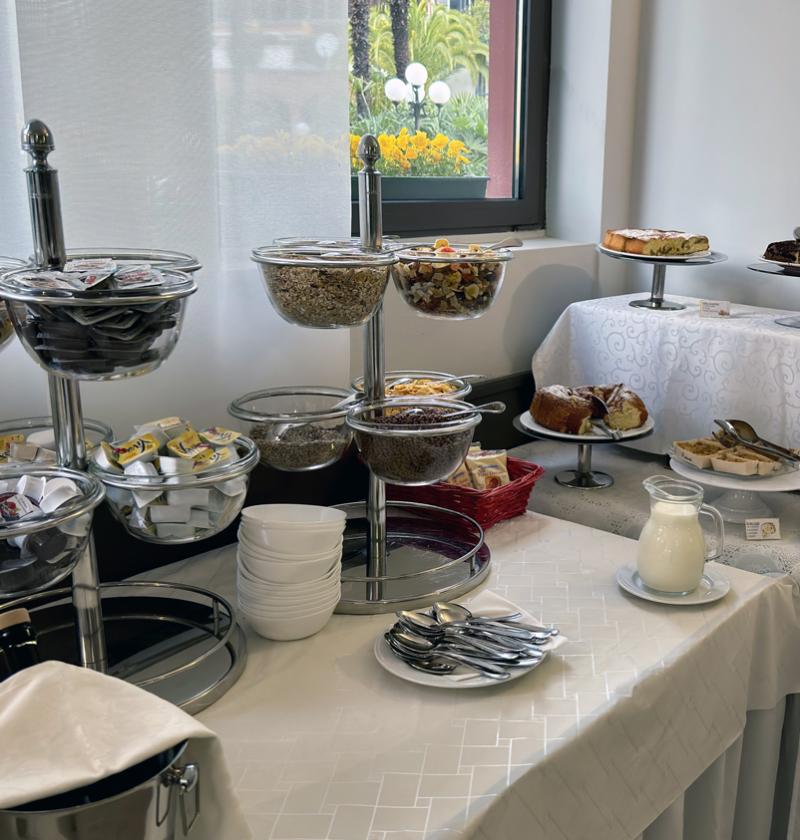 royalhotels en breakfast 010