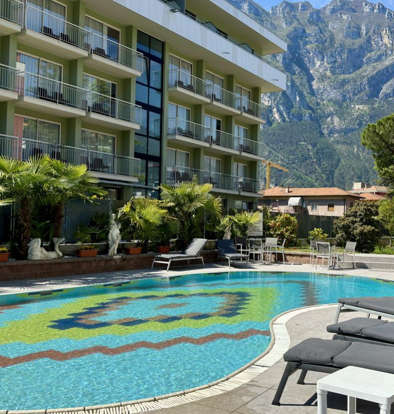 royalhotels it piscina-riva-del-garda 005