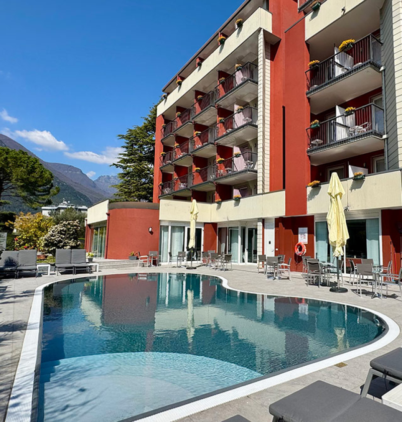royalhotels it piscina-riva-del-garda 006